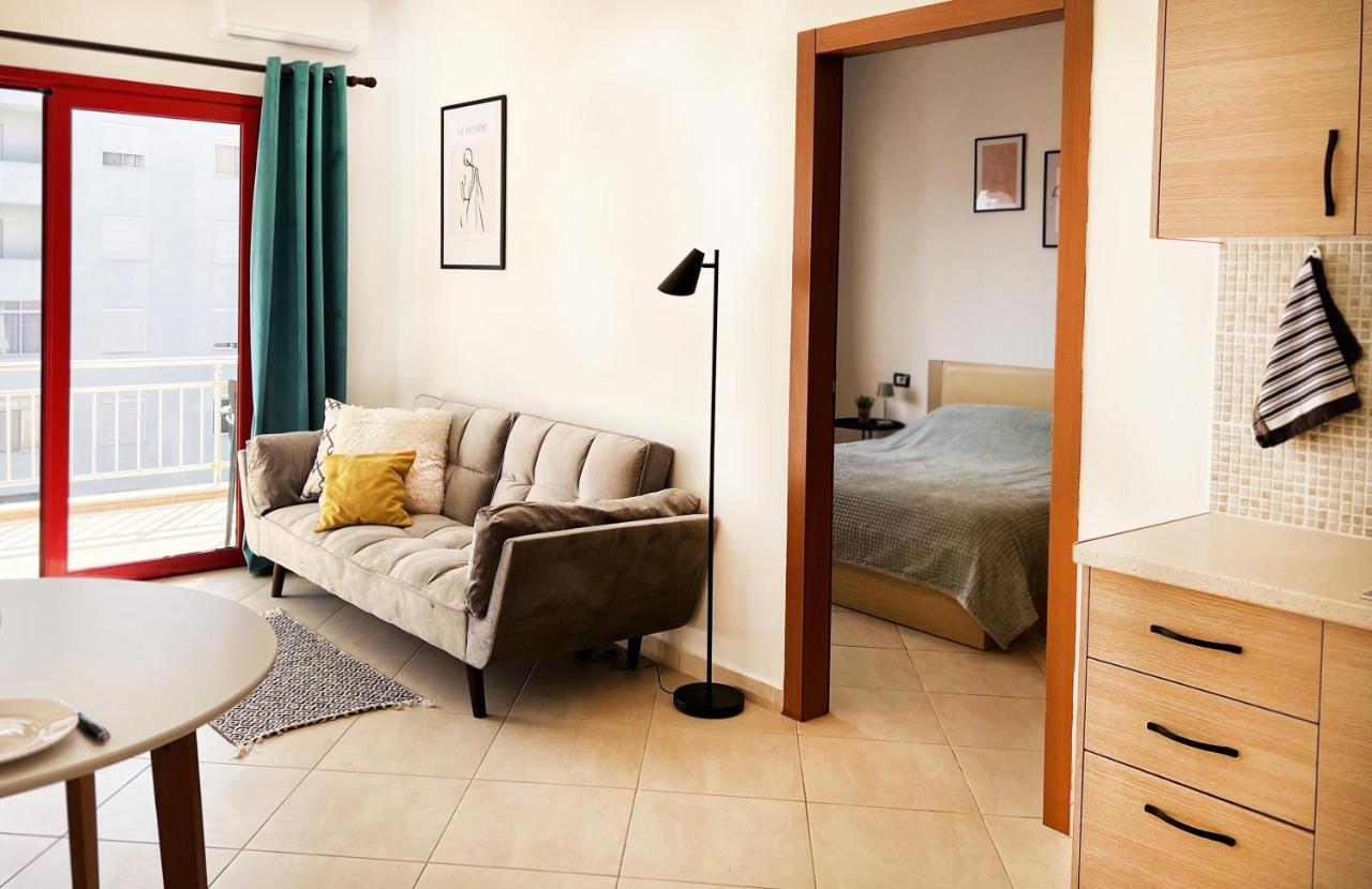 Lilly'S Apartment Plazh Дуррес Экстерьер фото